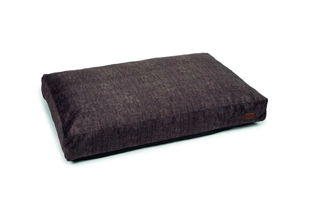 Designed By Lotte Hondenkussen Unnay Bruin 1 Designed By Lotte Hondenkussen Unnay Bruin